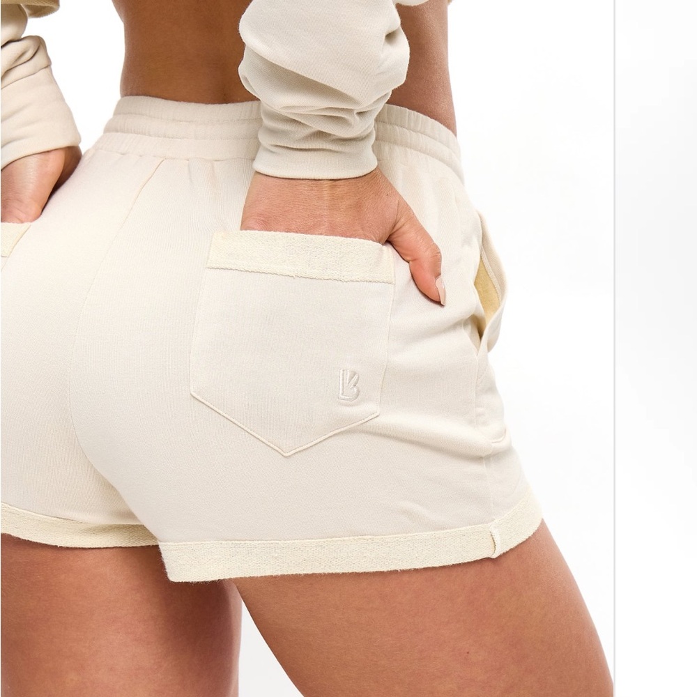 XS BuffBunny Wildest Dream Short